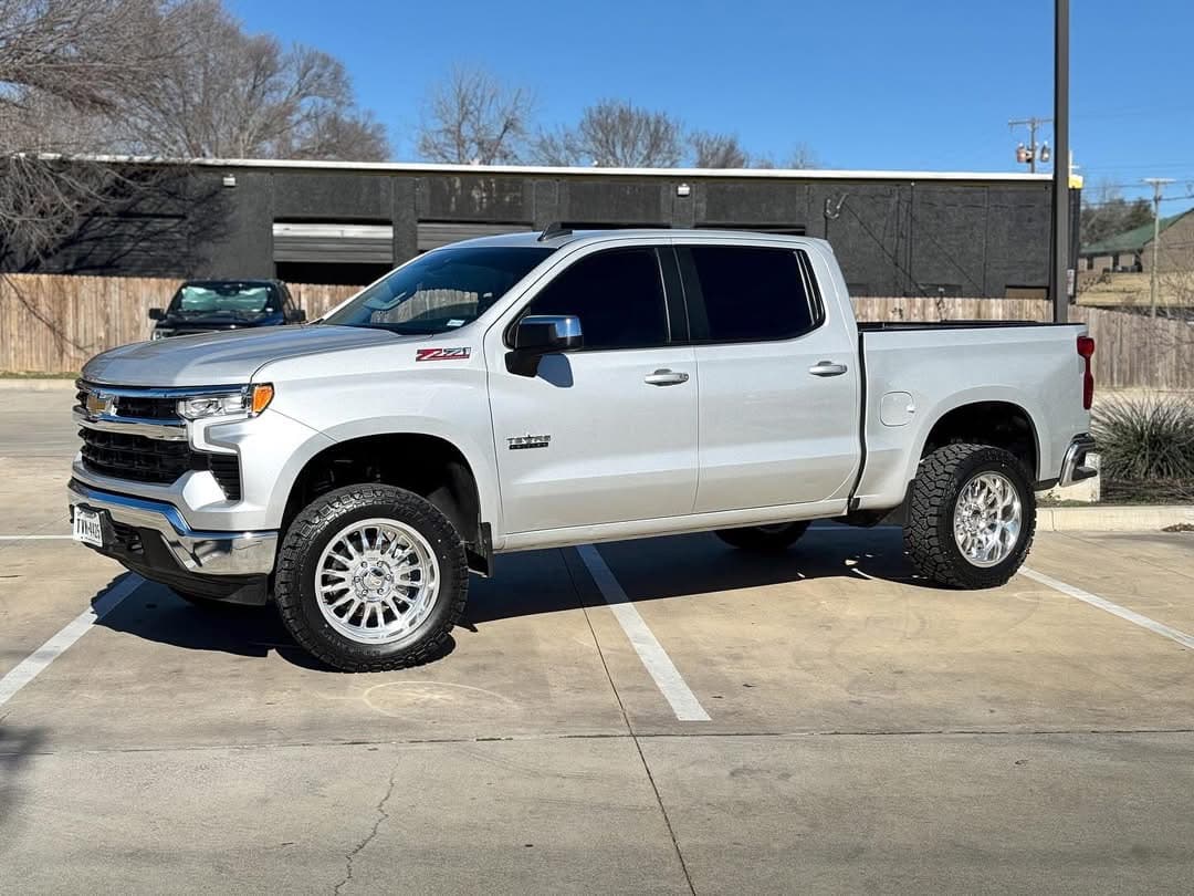 White Silverado custom wheel build